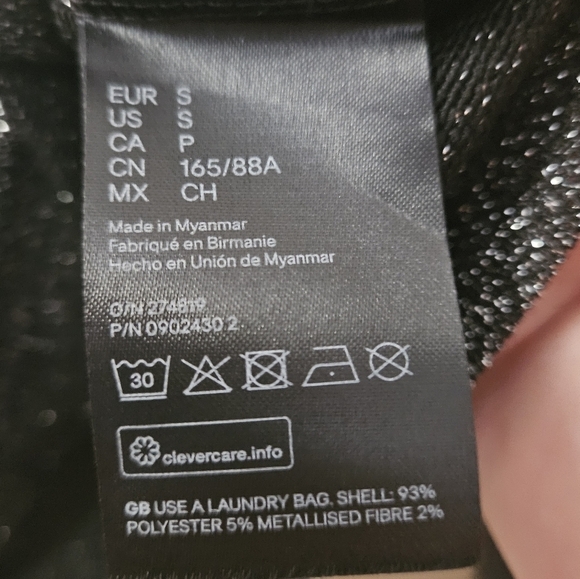 NWT Divided Women's Size S Metalic Black Cropped Sweater - Picture 4 of 4